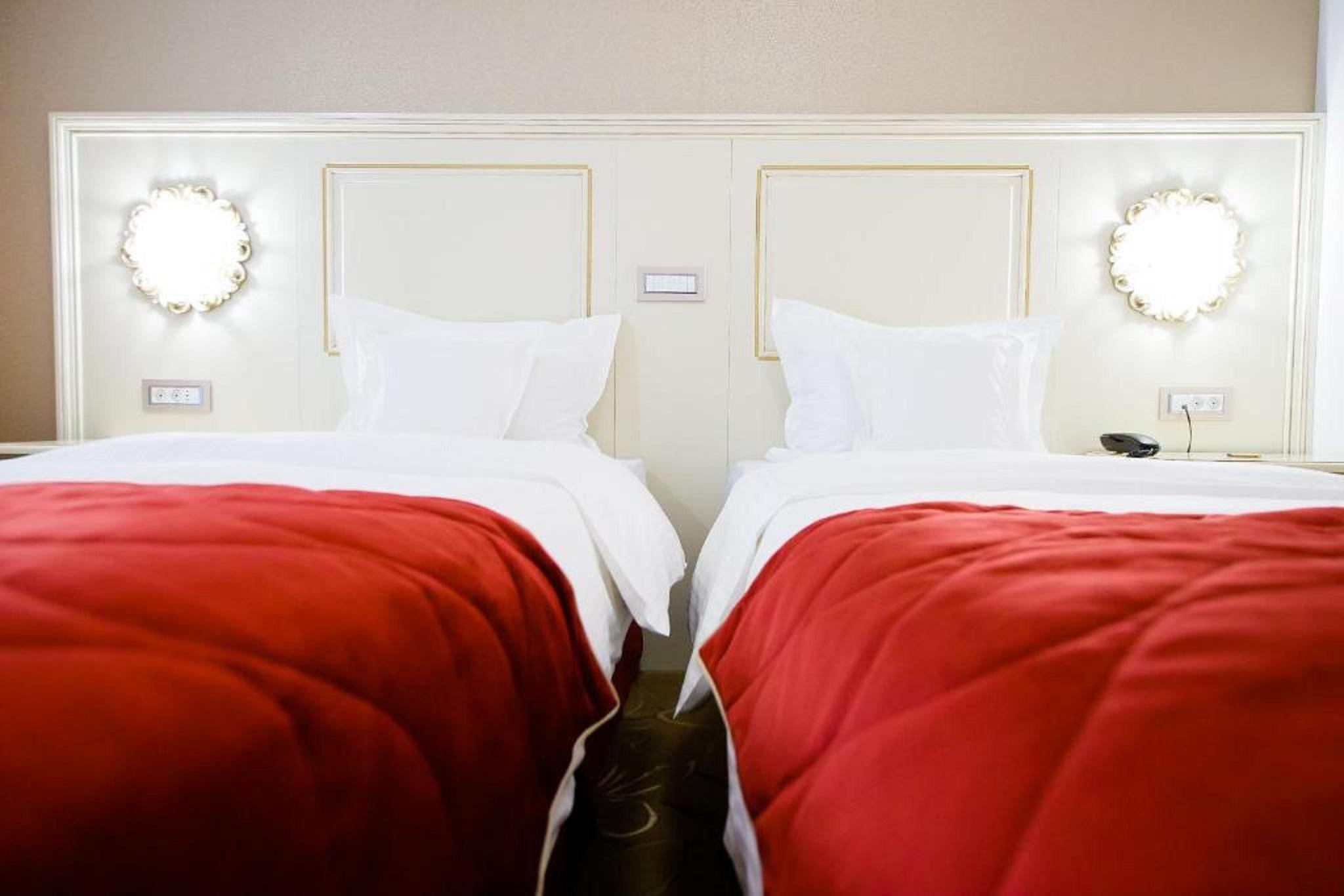 فندق بوتيكي وسبا بلايادا ياش المظهر الخارجي الصورة A room at the hotel